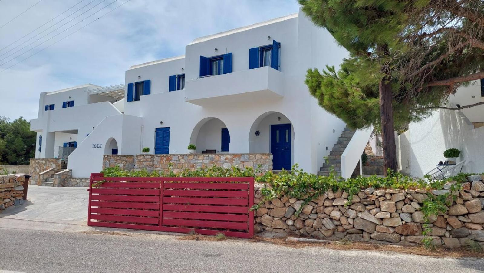 Ioli Apartments Alopronia Exterior photo
