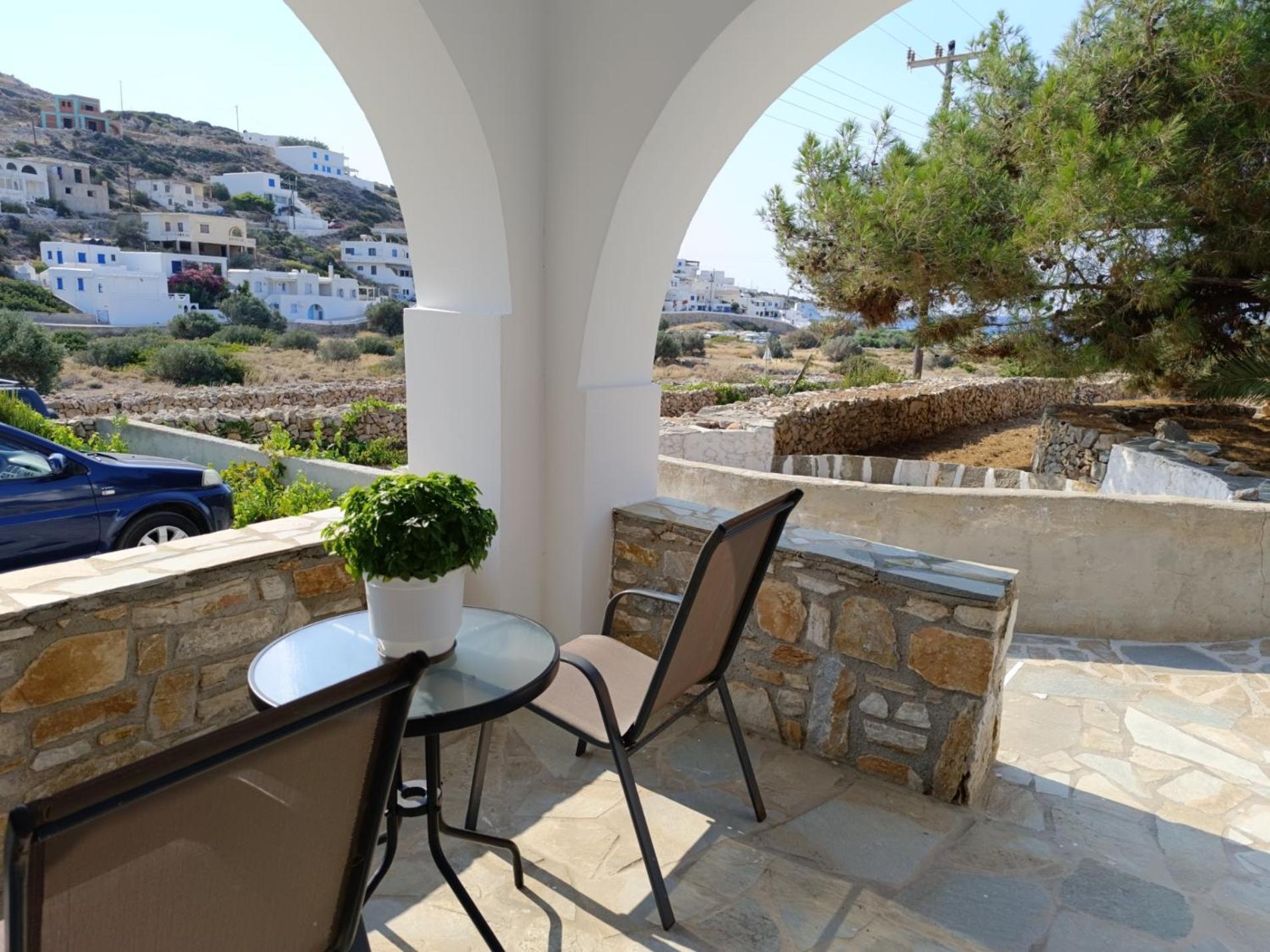 Ioli Apartments Alopronia Exterior photo